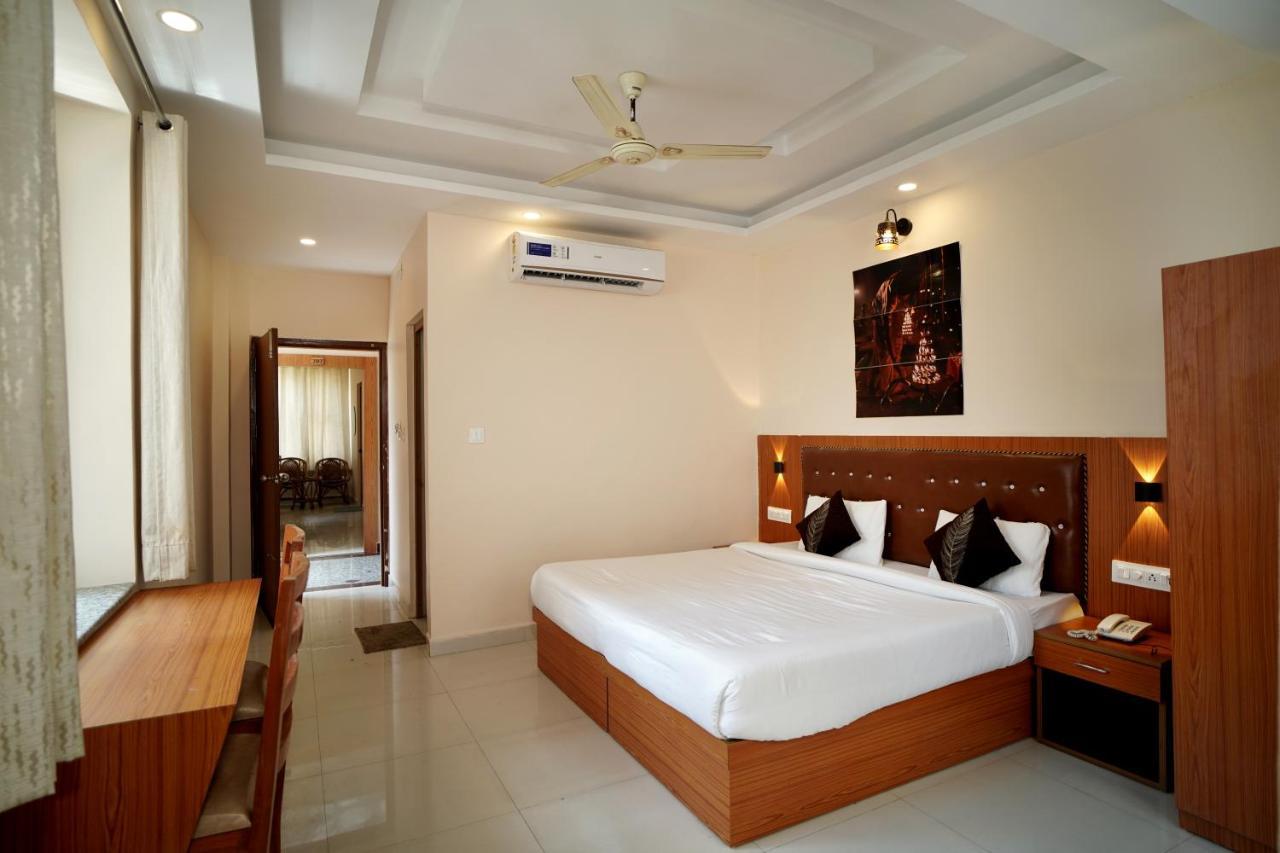 Karwaan Hostel Rishikesh Bagian luar foto