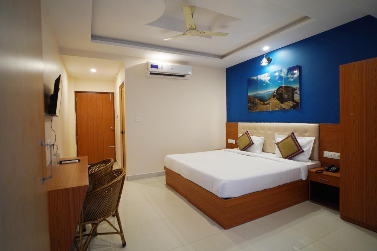 Karwaan Hostel Rishikesh Bagian luar foto