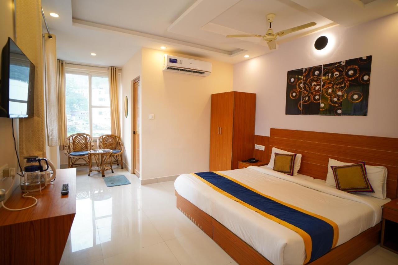 Karwaan Hostel Rishikesh Bagian luar foto