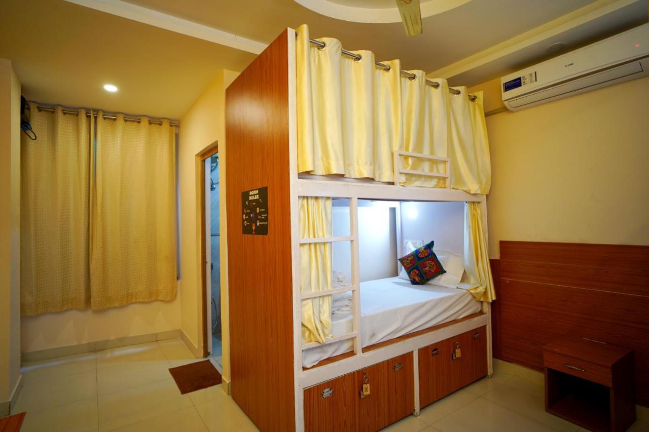 Karwaan Hostel Rishikesh Bagian luar foto